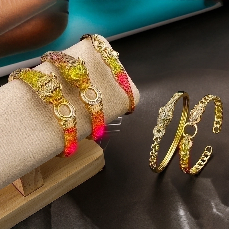 18k Yellow Gold Shiny 7 Day Pieces Set Round Thin Bangle